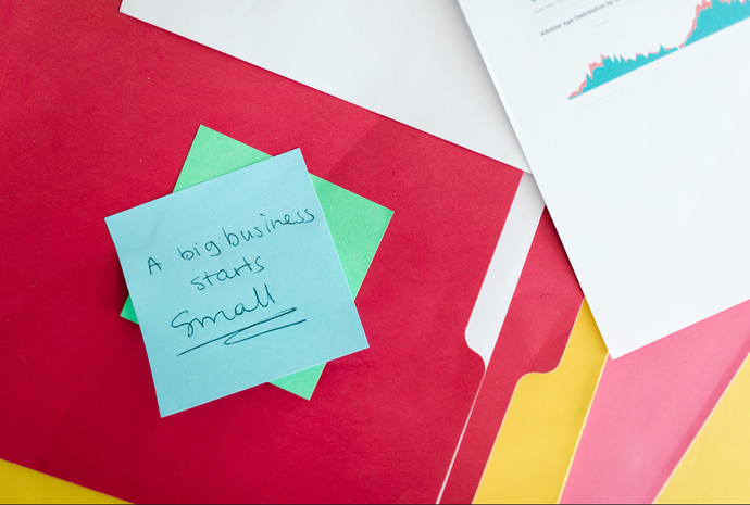 The Power of a Great Pitch Deck: How to Win Over New Clients as a Small Business, Creative, or Freelancer